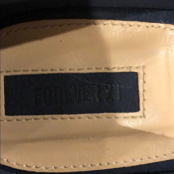 Forever 21 point toe heels - Picture 6 of 6